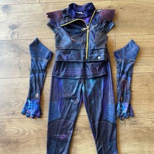 Disney’s Descendants Mal Costume & Wig